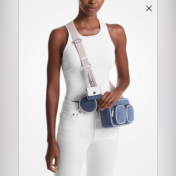 Michael Kors Denim Crossbody with detachable airpod case and coinpouch $448 - Picture 3 of 9